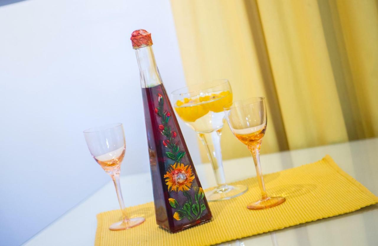 Yellow Lily Mostar Apartman Bagian luar foto