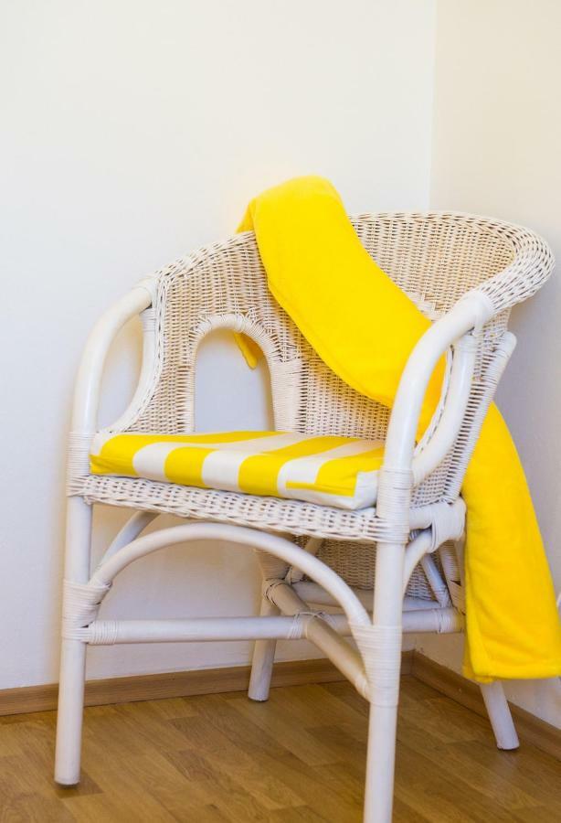 Yellow Lily Mostar Apartman Bagian luar foto